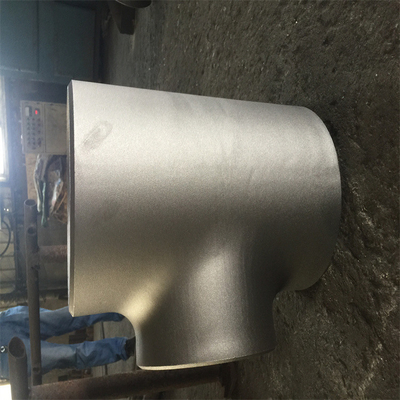 1/2 - 42 นิ้ว API 5L ข้อต่อลดข้อต่อ DN2000 Sch40 ANSI B16 9 Tee Seamless