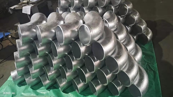 ASTM A53 ข้อศอกเชื่อมเหล็กกล้าคาร์บอน DN150 SCH 30 Forged Sand Blasting