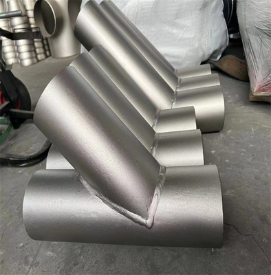 DIN DN 15 เหล็กกล้าคาร์บอน Tees เท่ากับ ASTM A234 WPB Sch 80 Butt Weld Reducing Tee