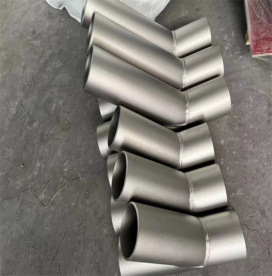 Astm A234 Wp5 Sch 160 ท่อเหล็กคาร์บอน Tee Butt Weld Reducing Seamless